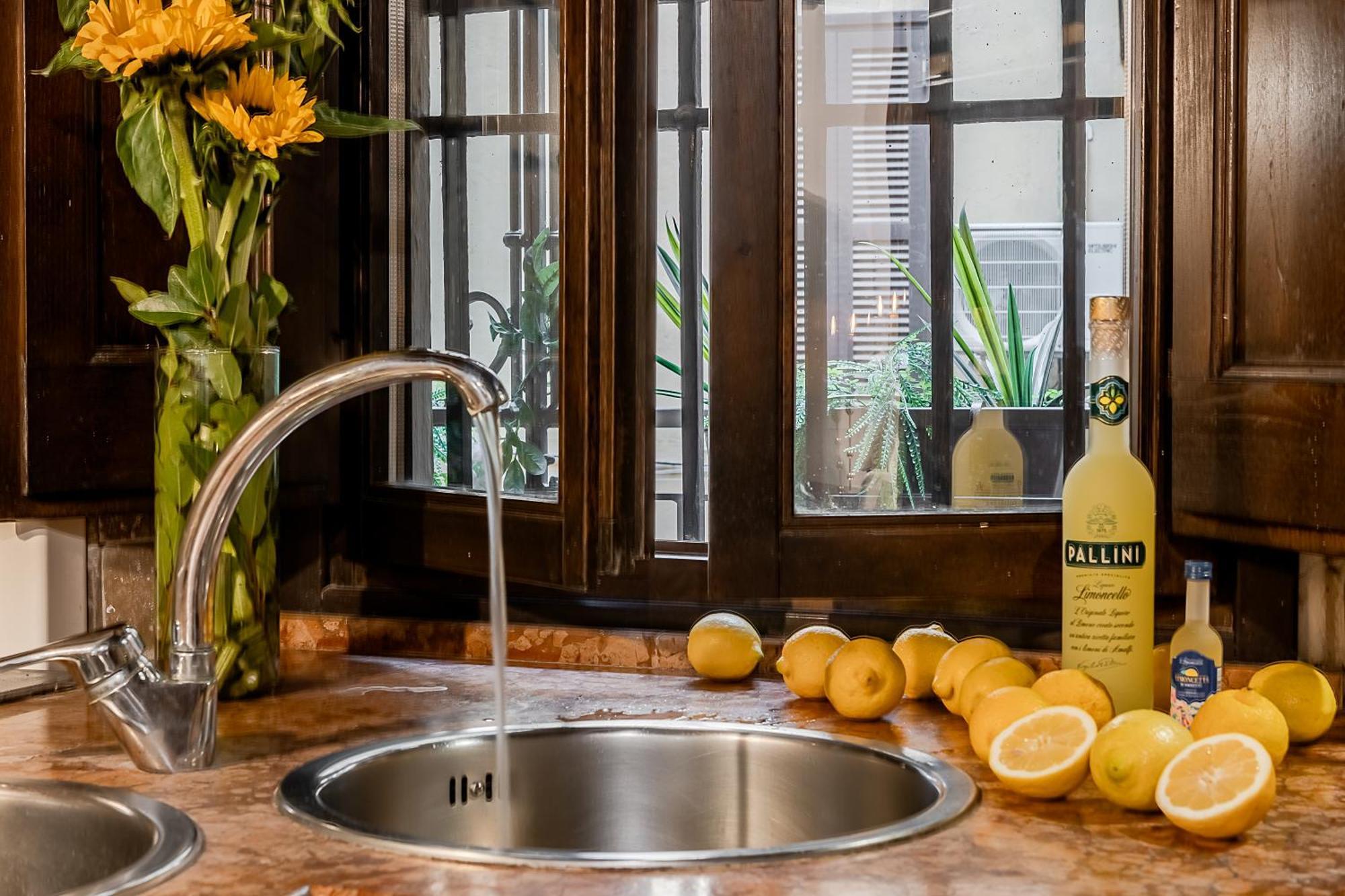 Trevi Fountain Stylish Guest House Roma Esterno foto